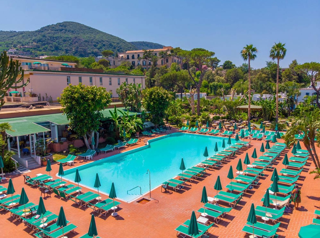 Vacanze a Ischia luglio soggiorno 4 stelle Dimhotels con cure termali antistress